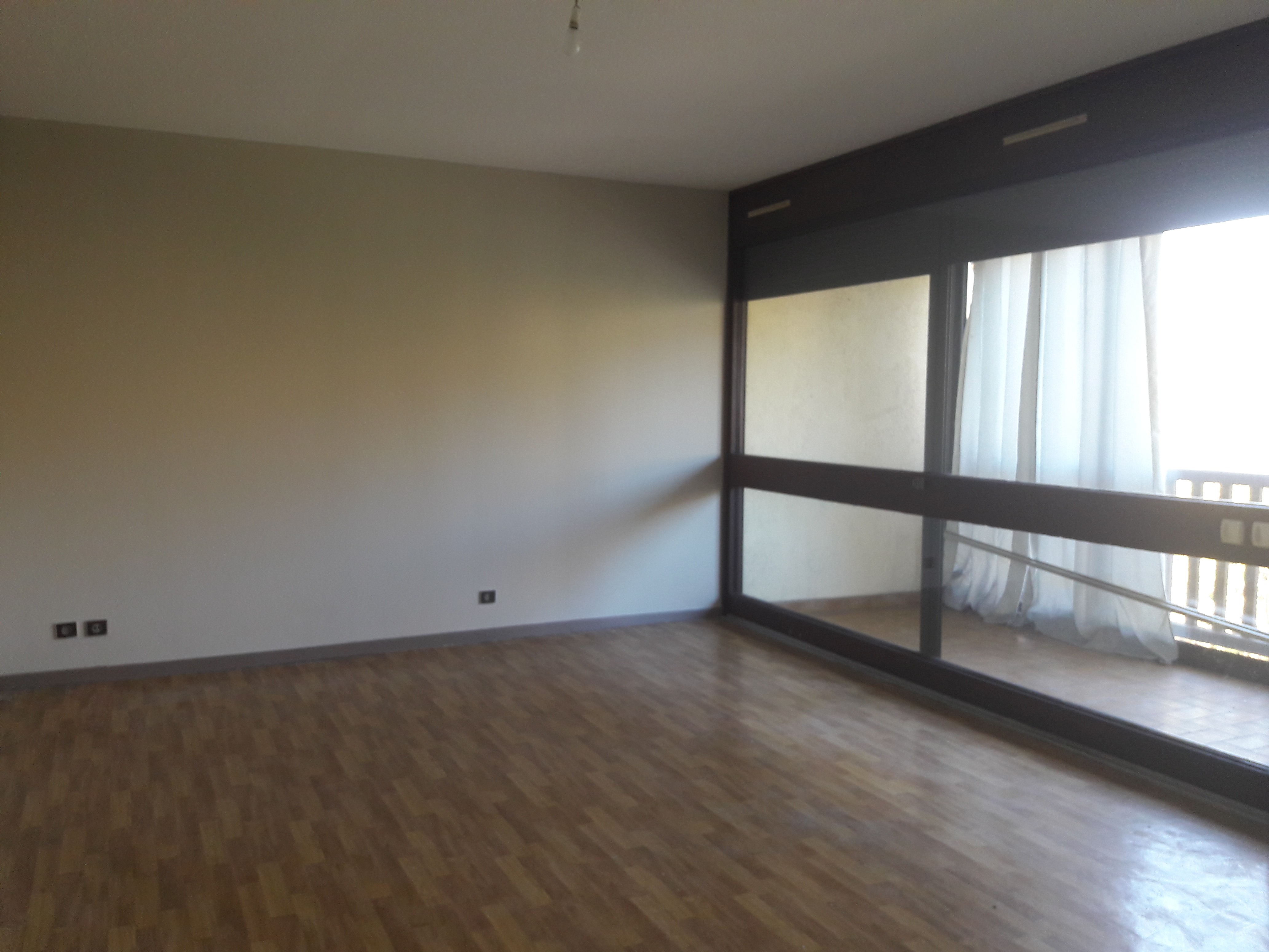 Appartement T2 avec balcon en résidence à vendre à FIGEAC